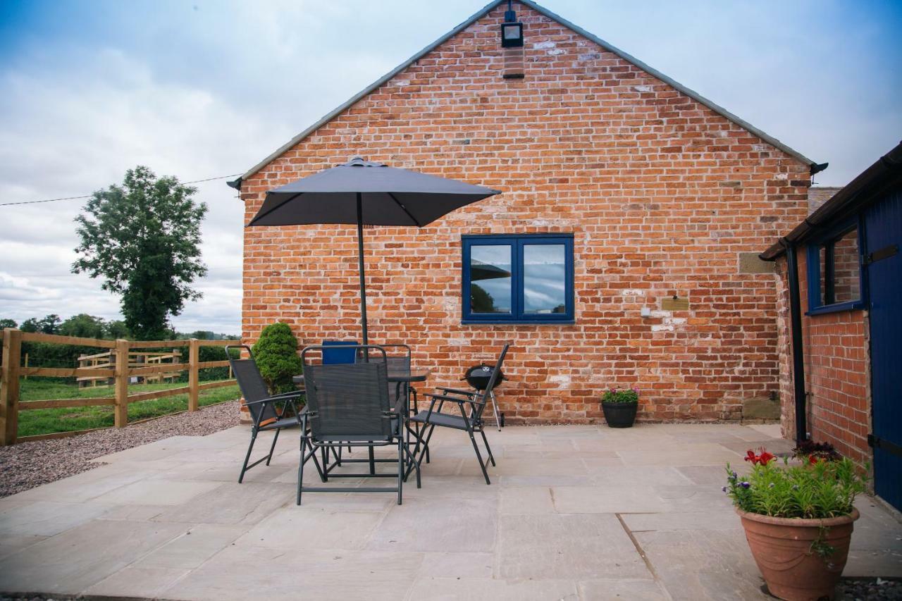 Fieldsview Villa Wrexham Exterior photo